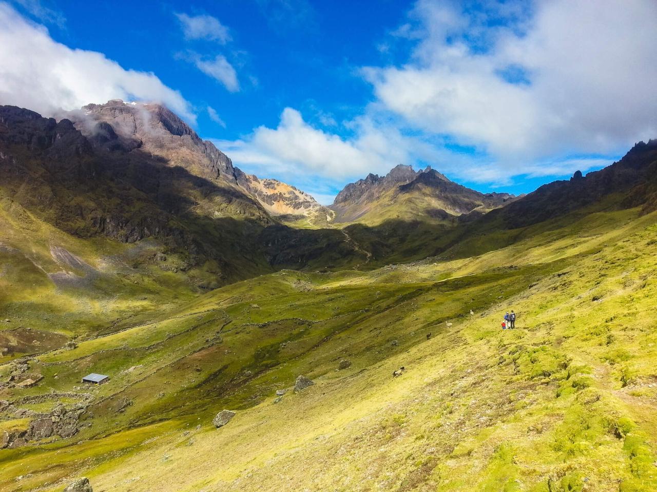 Good hiking spots with stunning panoramic views near me