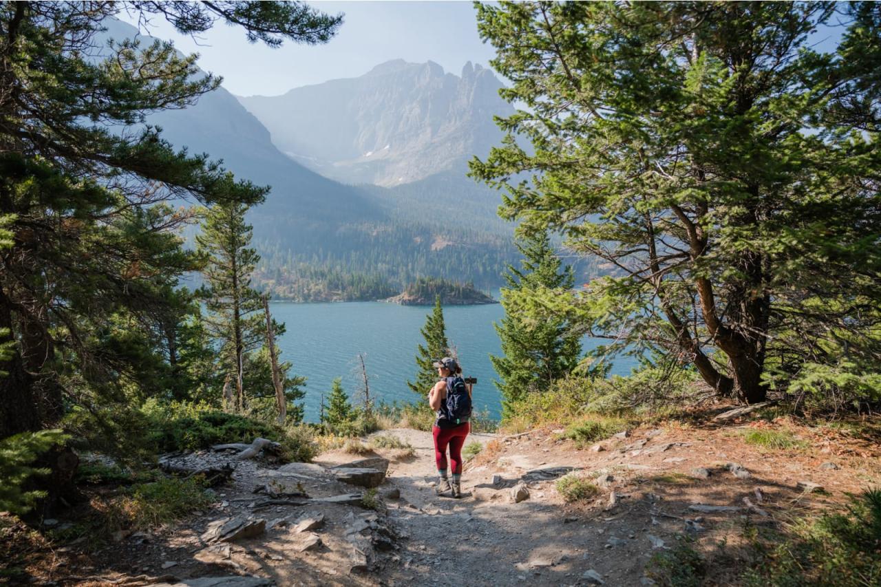 Glacier hikes overlook aurora Best scenic waterfall hikes in Glacier National Park