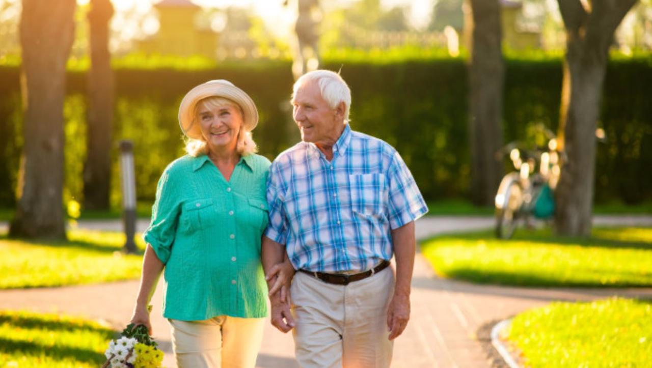 Nearby parks with paved walking trails for seniors