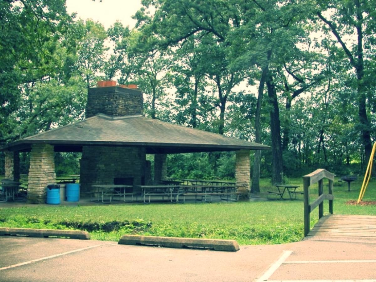 Trails walkway mallow festivals Nearby parks with easy walking trails and picnic areas