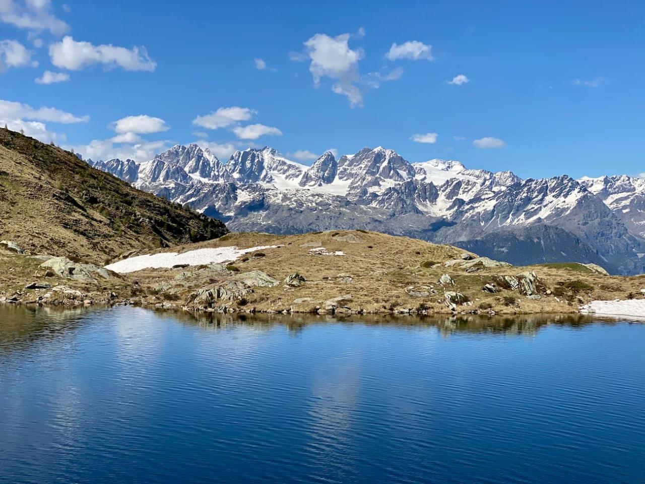 Mountain hills fall head background magazine serenity have getaways legrand marty Best places to hike near me with panoramic mountain views